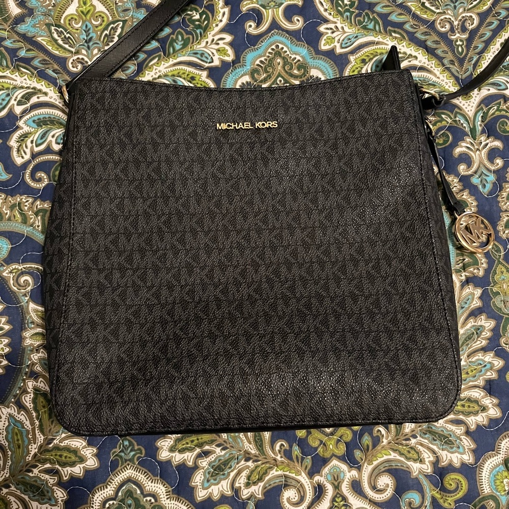 Michael Kors Black Patterned Crossbody